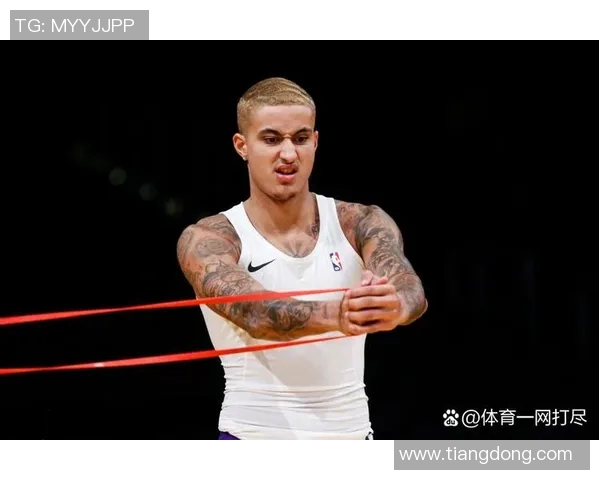 足球明星库兹马的传奇之路与场上风采全解析 足球明星库兹马的传奇之路与场上风采全解析